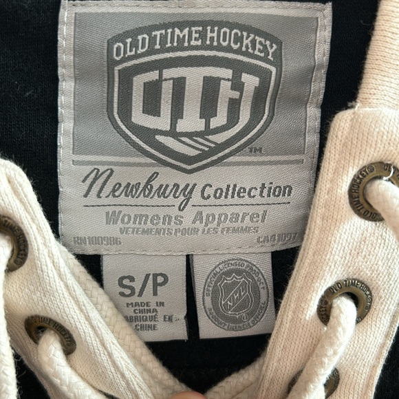 Women’s Pittsburgh Penguins Hoodie - Picture 3 of 3